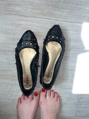 BONGO Black Pointed Toe Flats Cutout Detail Size 8 Trendy Edgy Ballet Flats Worn